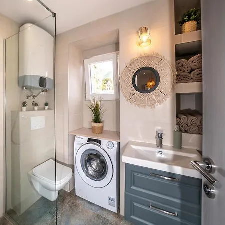 New Cozy - Center Of Old Town Apartment *